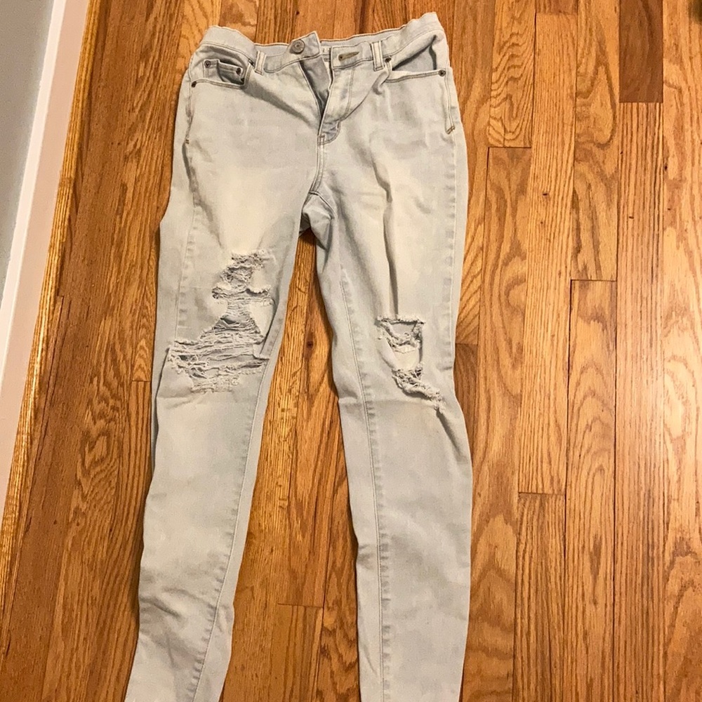 light washed high wasted ripped jeans